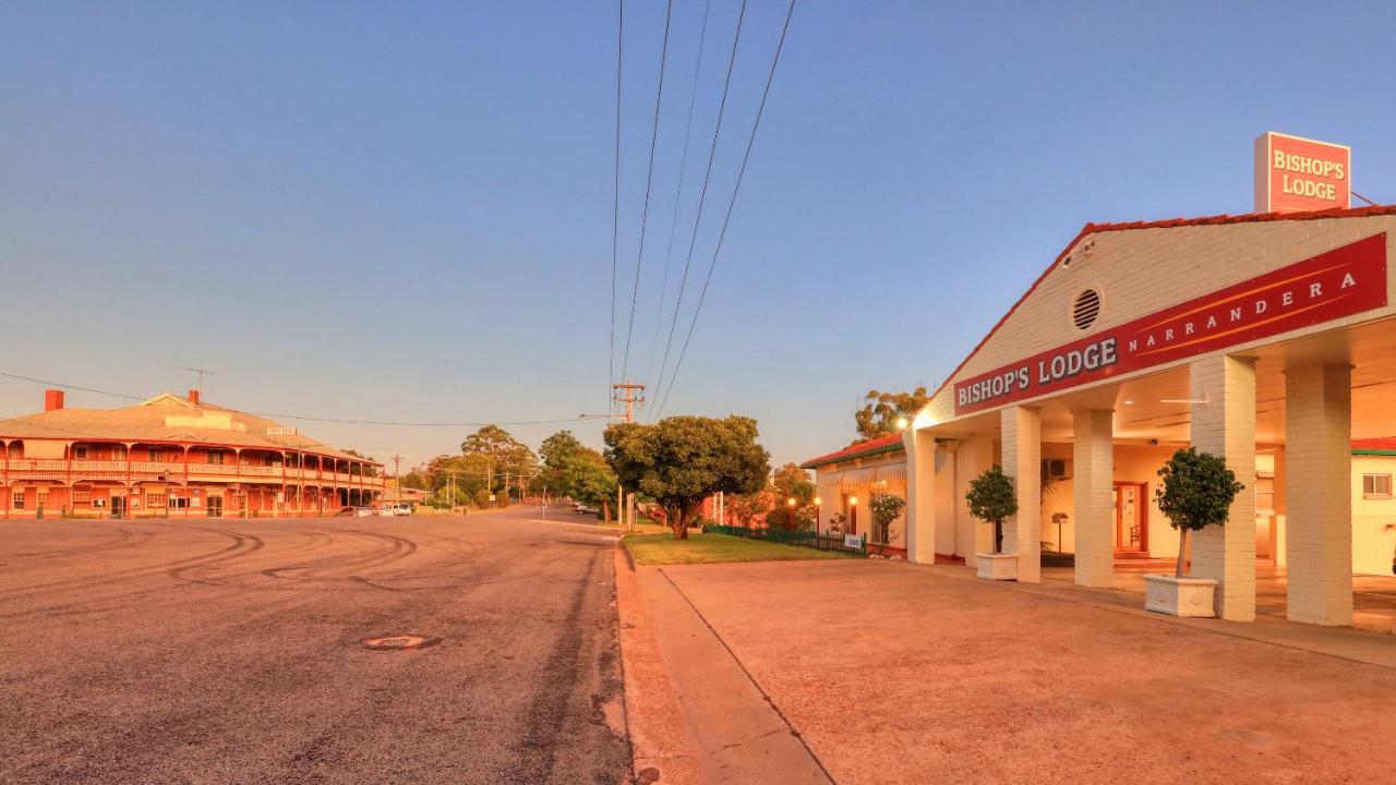 Bishops Lodge Narrandera Bagian luar foto